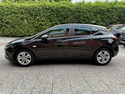 Schwarz Gebraucht 2019 Opel Astra Limousine | 8.980 € (Guter Preis)