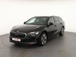 Schwarz Gebraucht 2024 Skoda Superb Kombi | 39.890 € (Superpreis)