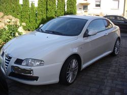 Weiß Gebraucht 2008 Alfa Romeo GT Coupé | 2.100 €