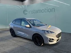 Grau Gebraucht 2024 Ford Kuga SUV | 33.890 € (Guter Preis)