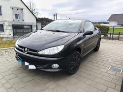 Schwarz Gebraucht 2005 Peugeot 206 CC Cabrio | 1.100 € (Fairer Preis)