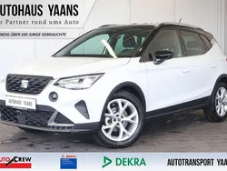 Weiß Gebraucht 2023 Seat Arona FR SUV | 15.989 € (Guter Preis)