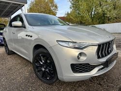 Silber Gebraucht 2017 Maserati Levante SUV | 28.900 € (Superpreis)
