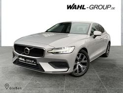 Grau Gebraucht 2024 Volvo S60 Limousine | 30.490 € (Guter Preis)