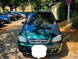 Grün Gebraucht 2005 Opel Zafira Van / Kleinbus | 2.500 €