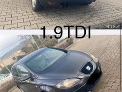 Schwarz Gebraucht 2004 Seat Altea Kombi | 2.599 €