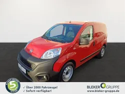Rot Gebraucht 2021 Fiat Fiorino Basis Van / Kleinbus | 8.990 € (Guter Preis)