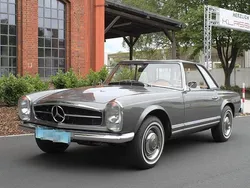 Grau Gebraucht 1965 Mercedes 230 Cabrio | 105.000 €