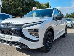 Titanweiß Gebraucht 2023 Mitsubishi Eclipse Cross Plus SUV | 24.990 € (Guter Preis)