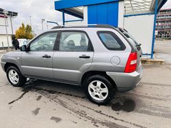 Grau Gebraucht 2006 Kia Sportage SUV | 3.700 € (Fairer Preis)