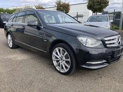 Schwarz Gebraucht 2011 Mercedes C350 Avantgarde Kombi | 10.880 € (Fairer Preis)