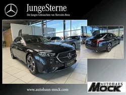 Grau Gebraucht 2023 Mercedes E220 Advanced Limousine | 49.890 € (Fairer Preis)
