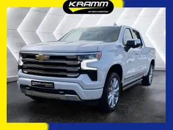 Iridescent Gebraucht 2024 Chevrolet Silverado SUV | 74.990 € (Fairer Preis)