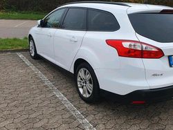 Weiß Gebraucht 2011 Ford Focus Kombi | 4.790 € (Fairer Preis)