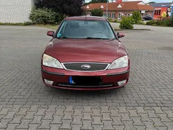 Rot Gebraucht 2003 Ford Mondeo Ghia Limousine | 1.000 € (Guter Preis)