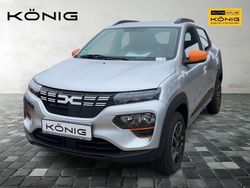 Lightninggrau Gebraucht 2023 Dacia Spring Essentiel Kleinwagen | 16.898 € (Teuer)