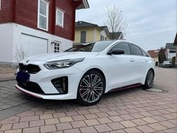 Weiß Gebraucht 2019 Kia ProCeed Kleinwagen | 19.900 € (Fairer Preis)