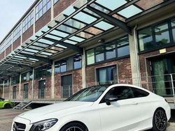 Weiß Gebraucht 2019 Mercedes C200 AMG line Coupé | 30.700 € (Fairer Preis)