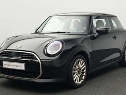 Schwarz Gebraucht 2024 Mini Cooper Favoured Kleinwagen | 25.779 € (Fairer Preis)