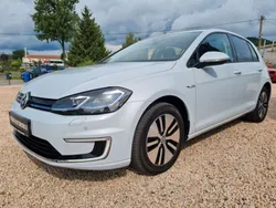 White silver metallic Gebraucht 2018 VW e-Golf Kleinwagen | 15.200 € (Etwas zu teuer)