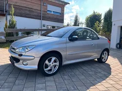 Grau Gebraucht 2006 Peugeot 206 CC Cabrio | 4.900 €