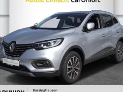 Grau Gebraucht 2022 Renault Kadjar Techno SUV | 21.575 € (Fairer Preis)