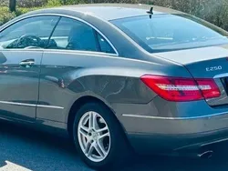 Grau Gebraucht 2009 Mercedes E250 Elegance Coupé | 6.800 € (Teuer)