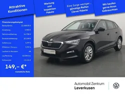 Schwarz / blackmagic met. Gebraucht 2023 Skoda Scala Tour Kleinwagen | 22.688 € (Fairer Preis)