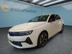 Weiß Gebraucht 2024 Opel Astra Limousine | 22.999 € (Fairer Preis)