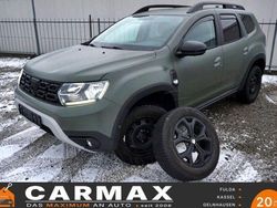Grün Gebraucht 2019 Dacia Duster Adventure SUV | 13.900 € (Fairer Preis)