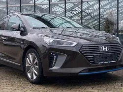 Braun Gebraucht 2019 Hyundai Ioniq Style Limousine | 14.980 € (Fairer Preis)
