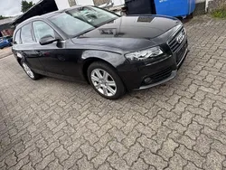Grau Gebraucht 2011 Audi A4 Ambiente Kombi | 7.500 € (Fairer Preis)