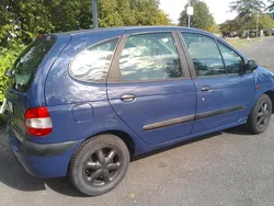 Blau Gebraucht 2000 Renault Scénic Van / Kleinbus | 850 €
