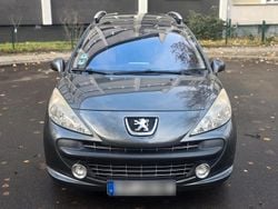 Grau Gebraucht 2008 Peugeot 207 Kombi | 1.890 € (Guter Preis)