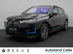 Saphirschwarz metallic475braun Gebraucht 2022 BMW iX SUV | 60.499 € (Guter Preis)