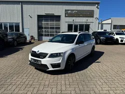 Weiß Gebraucht 2013 Skoda Octavia RS Kombi | 9.990 € (Guter Preis)
