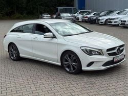 Calcitweiss/zirrusweiss Gebraucht 2017 Mercedes 220 Urban Kombi | 14.990 € (Guter Preis)