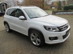 Weiß Gebraucht 2015 VW Tiguan Cup SUV | 13.900 € (Guter Preis)