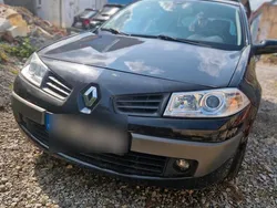 Schwarz Gebraucht 2007 Renault Mégane II Kleinwagen | 2.000 €
