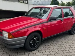 Rot Gebraucht 1990 Alfa Romeo 75 Limousine | 6.900 €