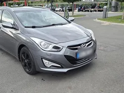 Grau Gebraucht 2013 Hyundai i40 Kombi | 6.800 € (Fairer Preis)