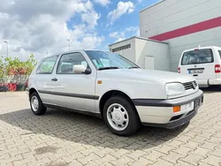 Silber Gebraucht 1993 VW Golf Coupé | 1.980 €