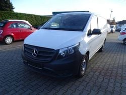 Weiß Gebraucht 2021 Mercedes Vito Van / Kleinbus | 21.890 € (Guter Preis)