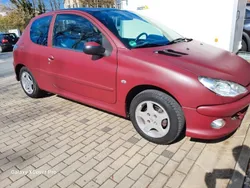 Rot Gebraucht 2006 Peugeot 206 Limousine | 2.200 € (Fairer Preis)