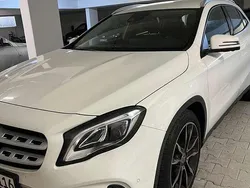 Weiß Gebraucht 2017 Mercedes GLA200 Urban SUV | 17.900 € (Fairer Preis)