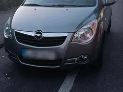 Grau Gebraucht 2010 Opel Agila Eco Kleinwagen | 2.600 € (Guter Preis)
