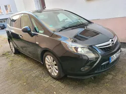 Schwarz Gebraucht 2012 Opel Zafira Van / Kleinbus | 5.650 € (Fairer Preis)