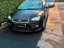 Schwarz Gebraucht 2005 Ford Focus Cabriolet Cabrio | 800 €