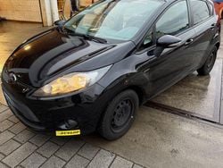 Schwarz Gebraucht 2011 Ford Fiesta Trend Limousine | 3.150 € (Fairer Preis)