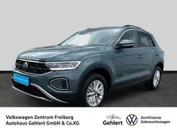 Blau Gebraucht 2024 VW T-Roc Life SUV | 24.900 € (Guter Preis)